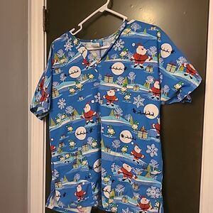HQ Scrub Top